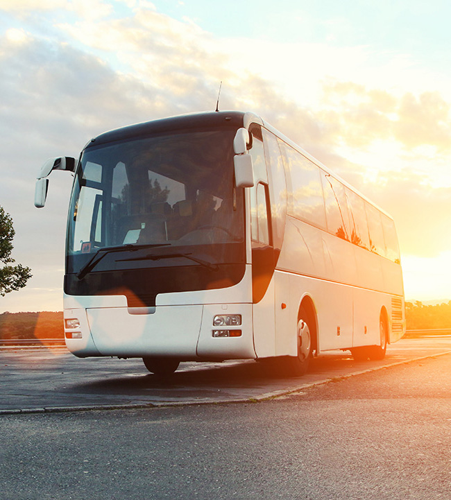 Moderner Bus für Gruppenfahrten